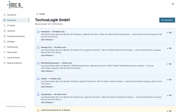 Screenshot: Mandanten-Akte – Verfahren, Geräte, AVV, TOMs und Dokumente je Mandant gebündelt.
